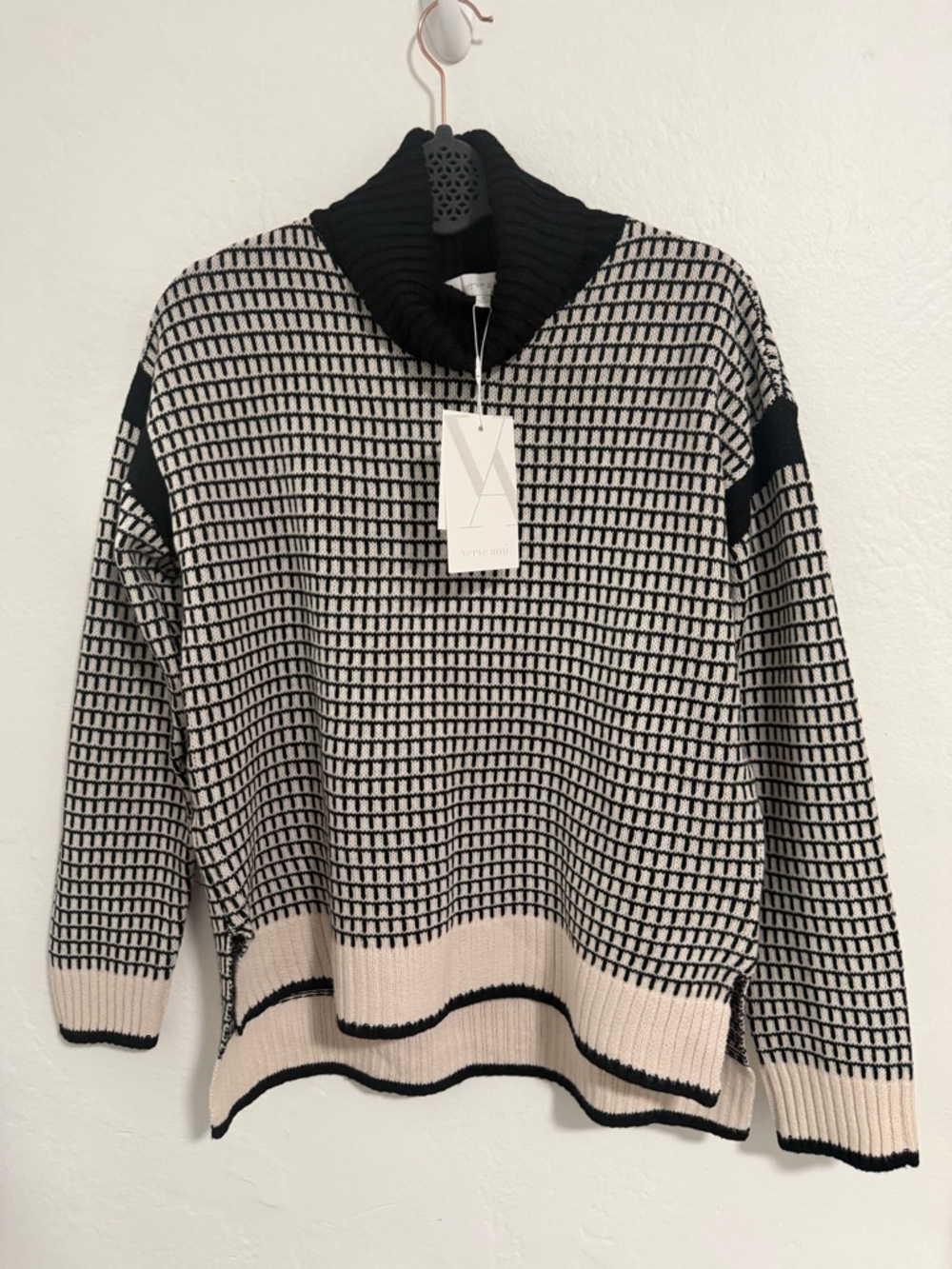 Verve Ami Black and Cream Patterned Turtleneck Sweater Medium NWT - Picture 2 of 11